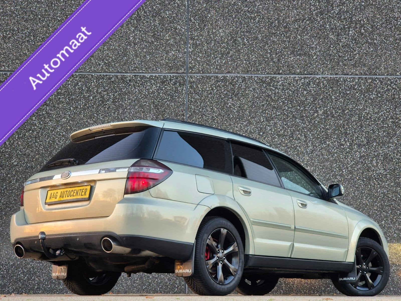 Subaru Legacy Outback 2.5i 4WD/1e Eig/165PK/Pano/Trekhaak, Auto's, Subaru, Automaat, Gebruikt, 4 cilinders, Outback