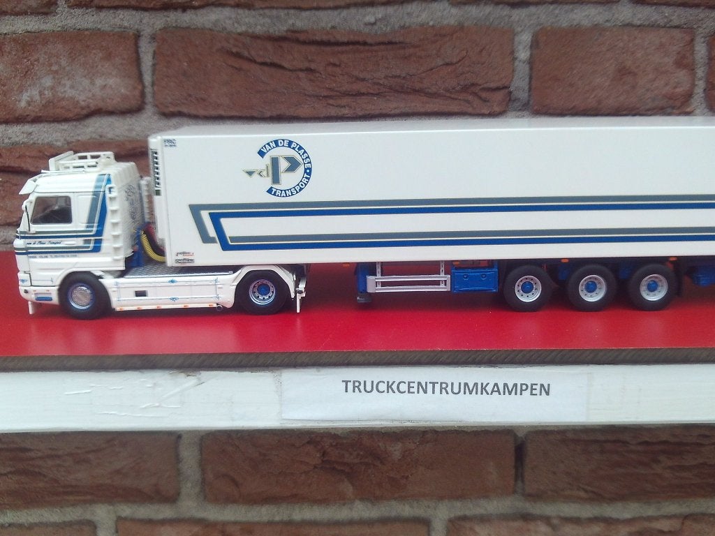 WSI  Scania  3  Streamline  van  van  de  Plasse.