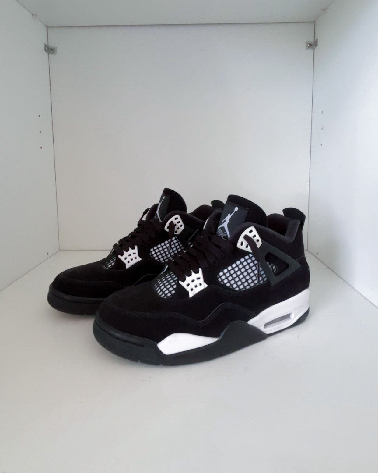 Nike Air Jordan 4 “White Thunder” maat 41, Ophalen of Verzenden, Zo goed als nieuw, Zwart