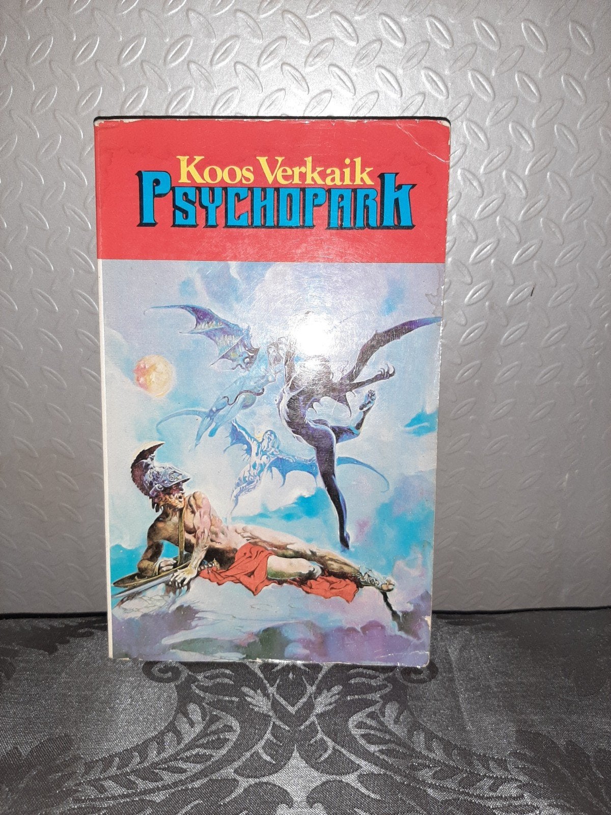 Koos Verkaik - Psychopark (SF-roman), Ophalen of Verzenden, Gelezen