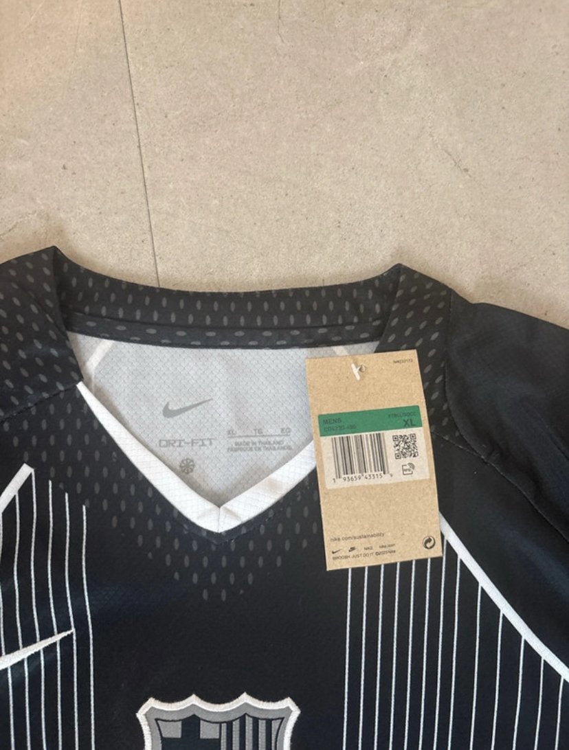 Nike FC Barcelona Voetbalshirt Zwart Maat m, Kleding | Heren, Maat 48/50 (M), Zwart, Nieuw, Ophalen of Verzenden