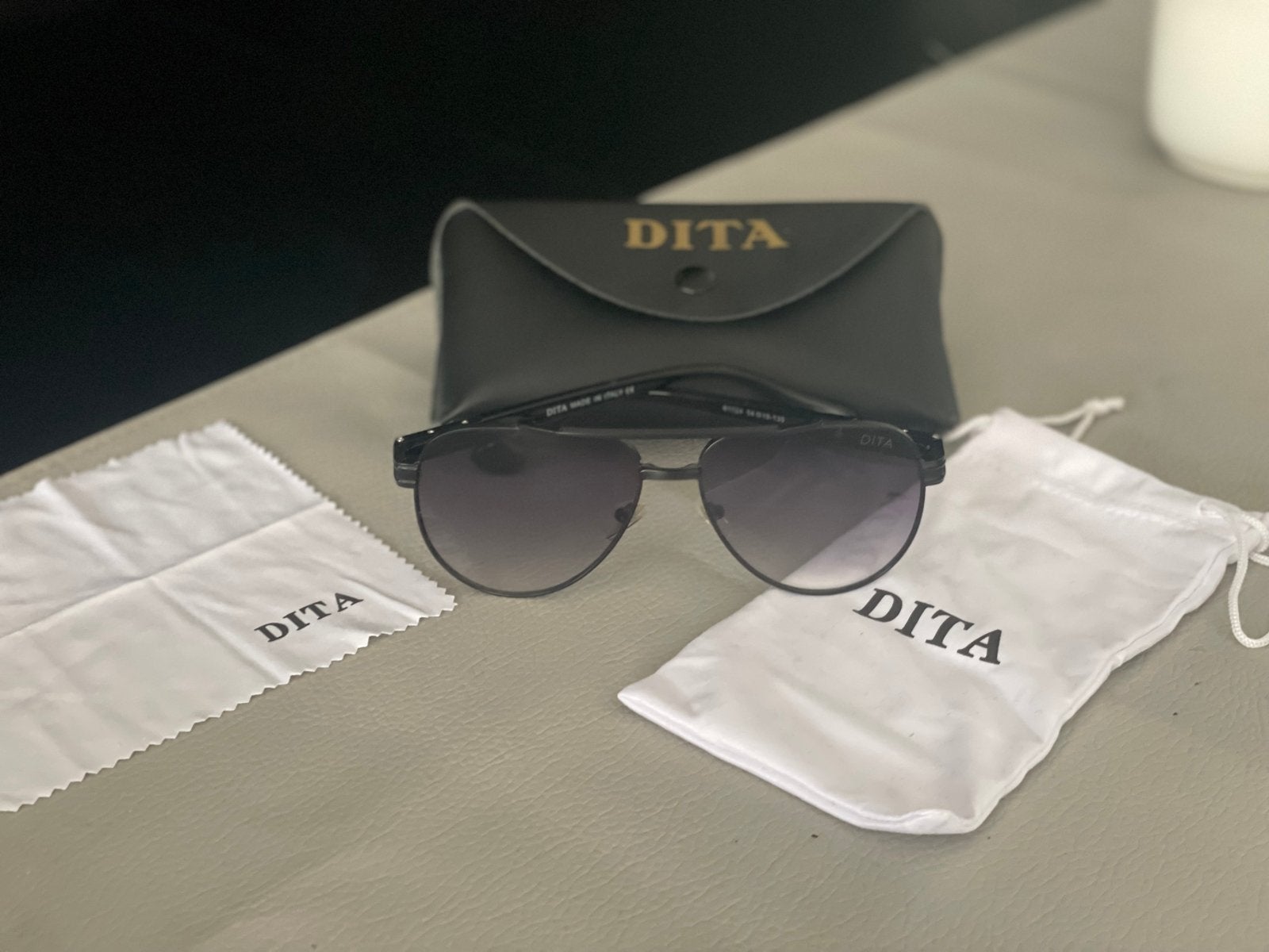 DITA Zonnebril pilot style Nieuw, Sieraden, Tassen en Uiterlijk, Overige merken, Zonnebril, Zwart, Ophalen of Verzenden