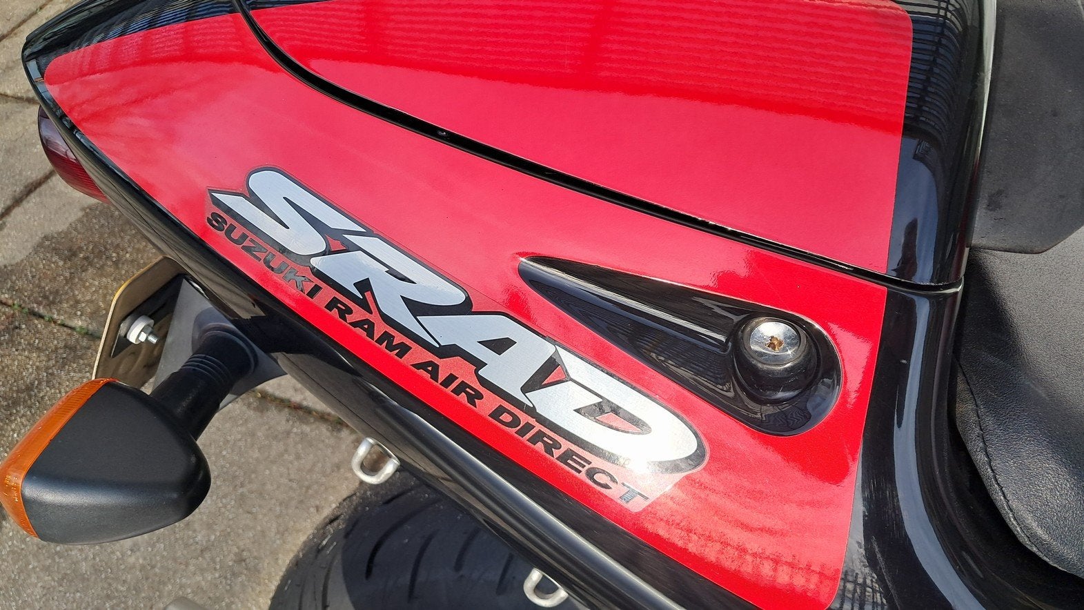 Suzuki GSX R 600 (bj 1998), Lange Dreef 12
4131NH  Vianen, NL, Suzuki, Bedrijf, Klantenservice@suzuki.nl