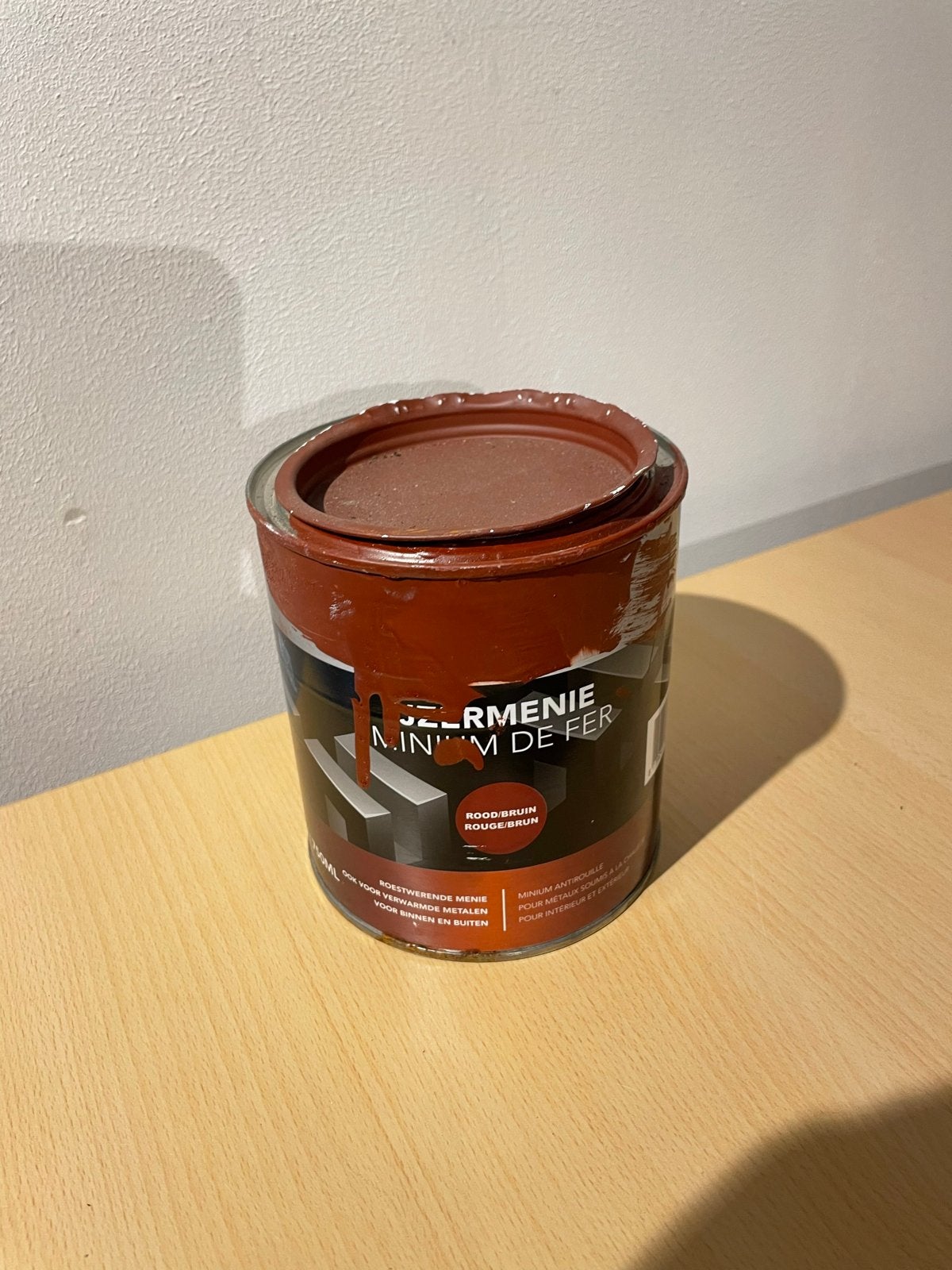 Potje ijzermenie 750ml - halfvol, Gebruikt, Ophalen of Verzenden, Verf, Minder dan 5 liter