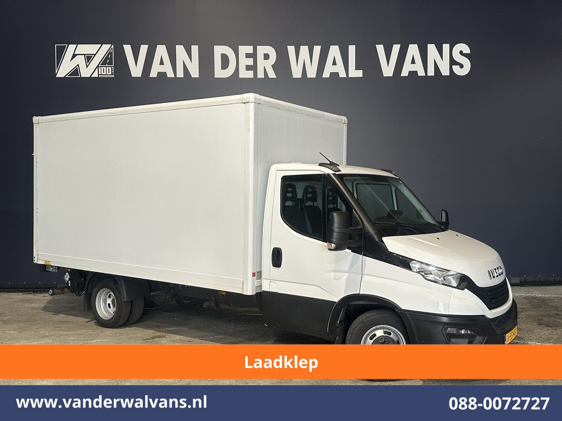 Iveco Daily 35C16H 157pk Bakwagen Laadklep Euro6 Dubbel Luch, Auto's, Dealer onderhouden, Gebruikt, Iveco, Wit