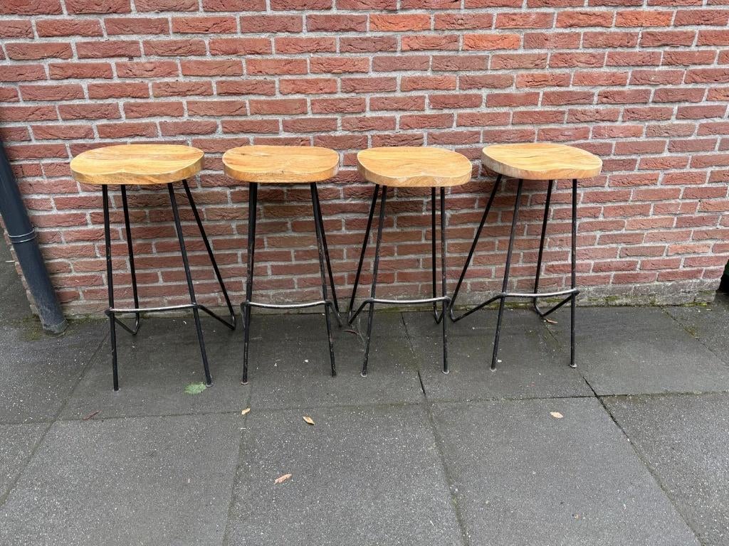 4 barkrukken, Huis en Inrichting, Barkrukken, Ophalen, Gebruikt, Met voetsteun, 60 tot 90 cm