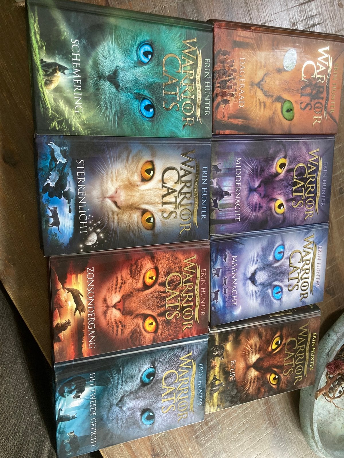 Warrior Cats hard cover 8 delen als nieuw !, Boeken, Ophalen of Verzenden, Zo goed als nieuw
