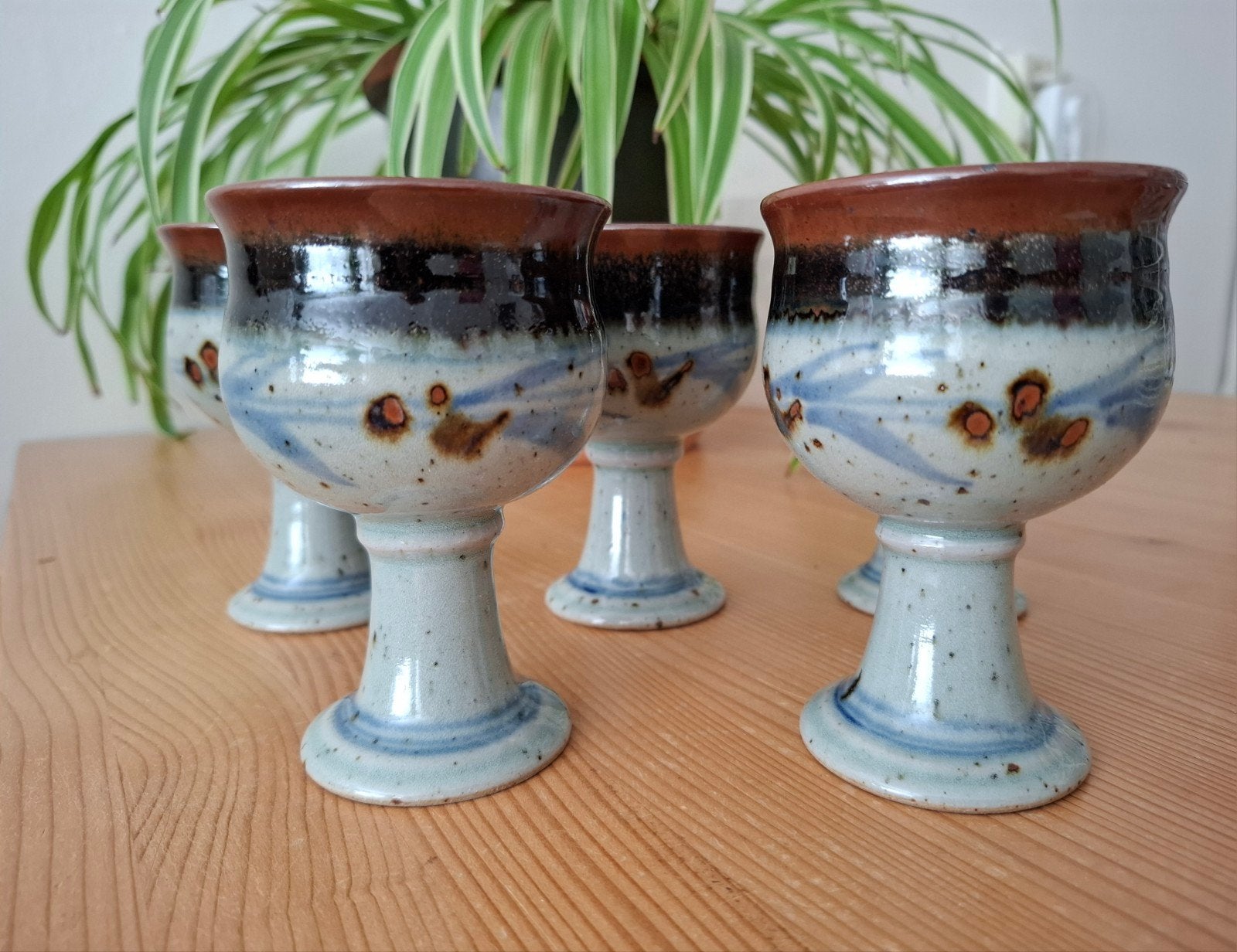 Set van 5 handgemaakte keramische wijnbekers, Keramiek, Ophalen of Verzenden, Zo goed als nieuw, Overige stijlen
