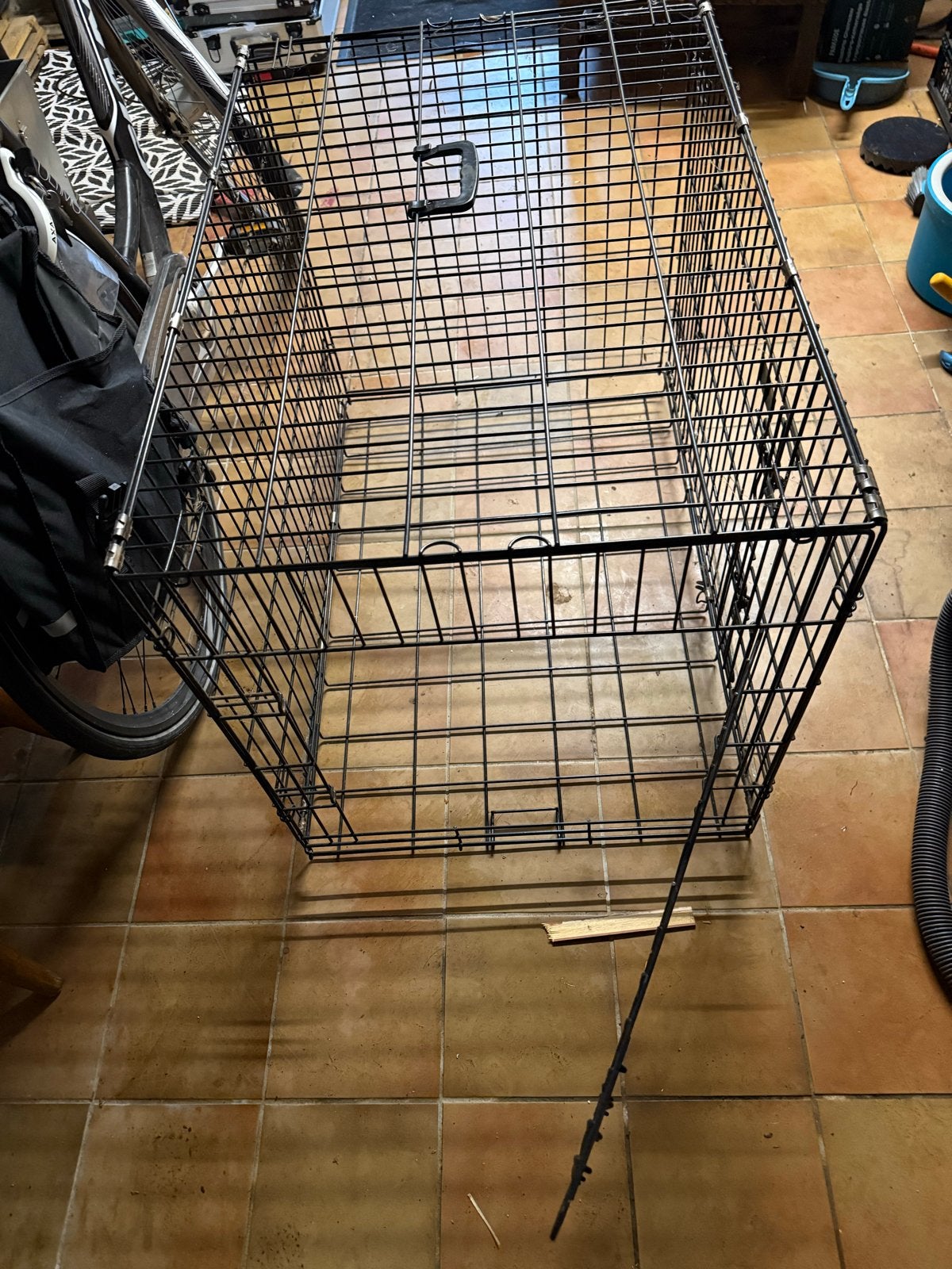 Honden bench groot / middel inklapbaar, Dieren en Toebehoren, Ophalen of Verzenden, Zo goed als nieuw