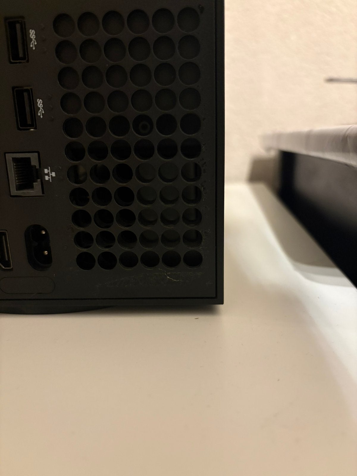 Foto 5 van Xbox series x console met 2 controllers en games