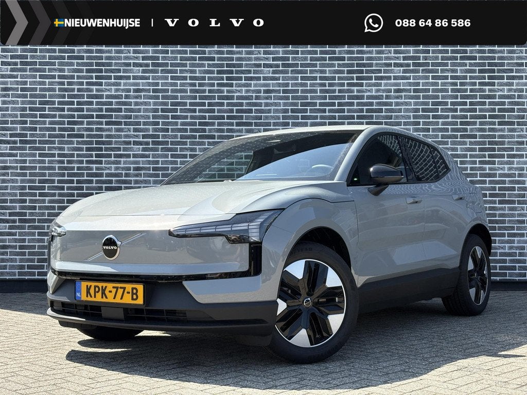 Volvo EX30 P3 Plus Europa 51 kWh | Extra getint glas achter, Auto's, Volvo, Automaat, Achterwielaandrijving, Leder en Stof, 337 km