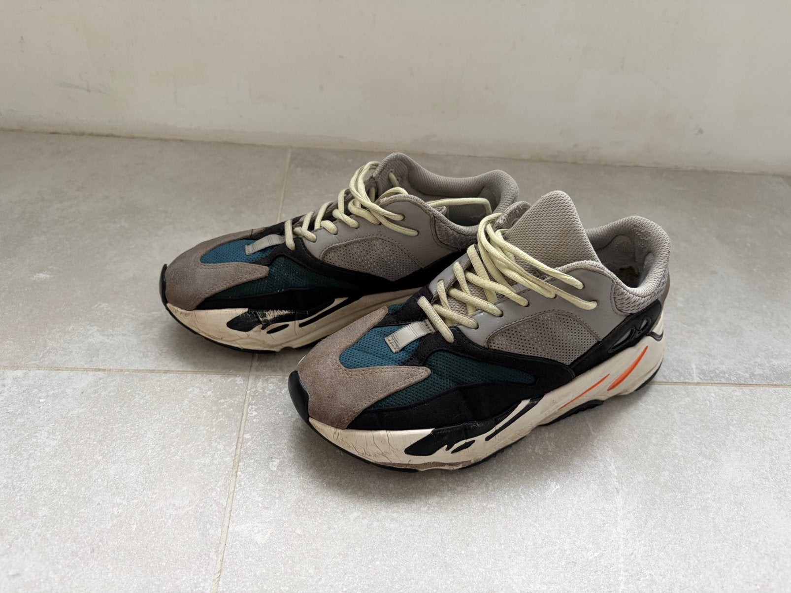Adidas Yeezy Boost 700 Teal Blue, Overige kleuren, Ophalen of Verzenden, Sneakers of Gympen, Gedragen