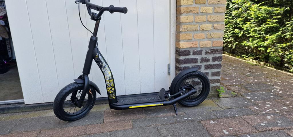 Star Scooter met 12 inch luchtbanden - nieuw!!, Fietsen en Brommers, Ophalen, Nieuw, Gewone step, Star Scooter