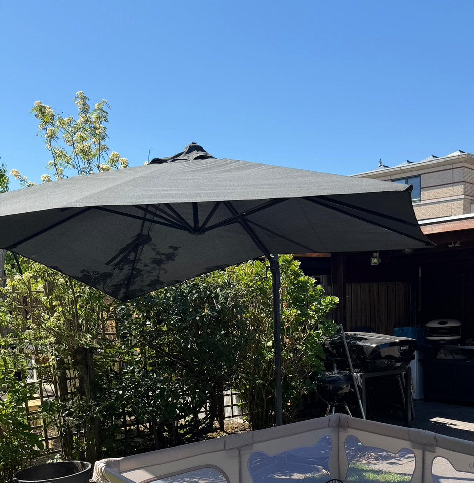 Zweefparasol (DOEK KAPOT), Ophalen, Gebruikt, 2 tot 3 meter, Zweefparasol