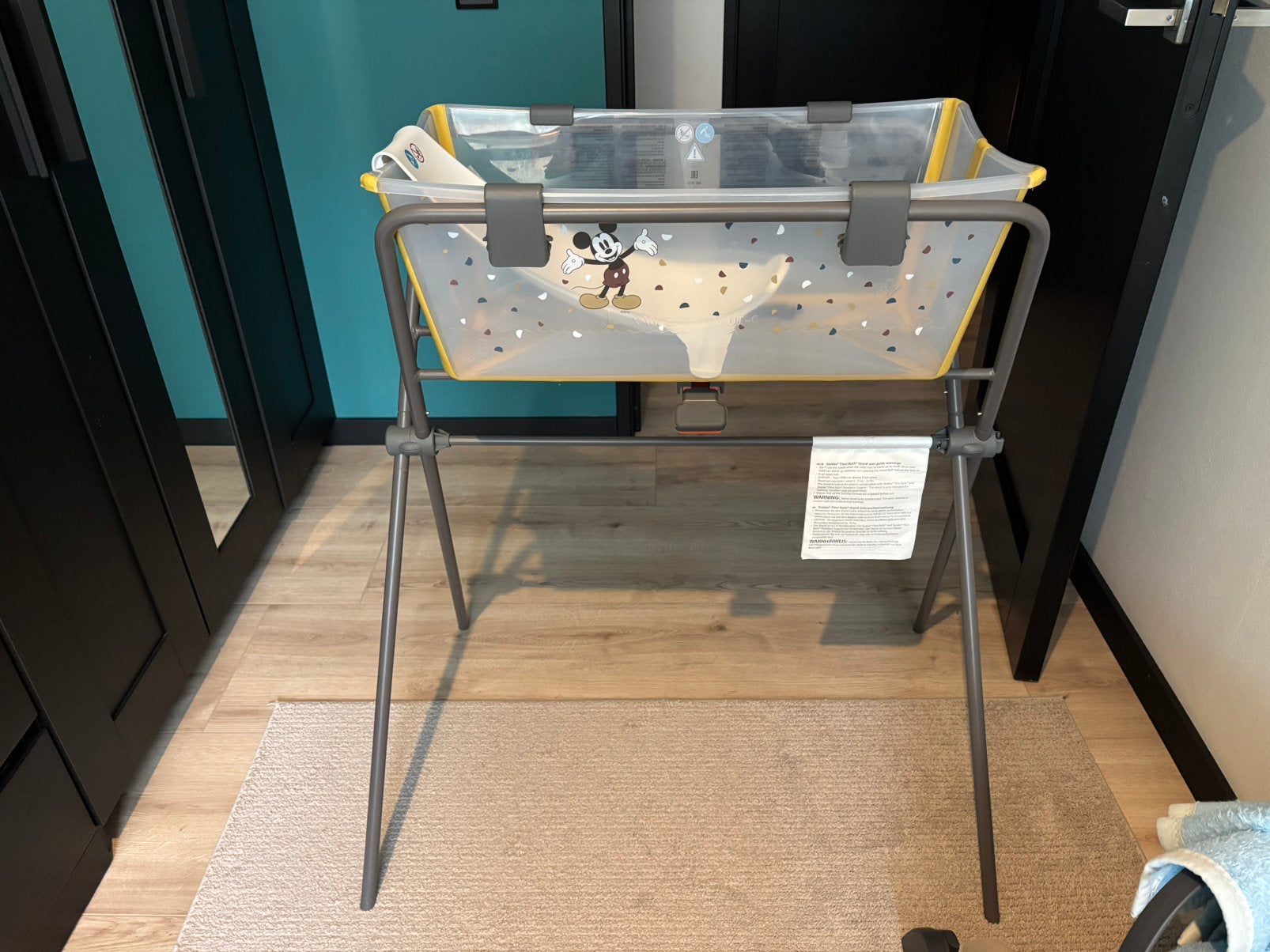 Stokke Flexi Bath , badzitje en standaard. Opvouwbad, Ophalen, Zo goed als nieuw, Badje, Standaard