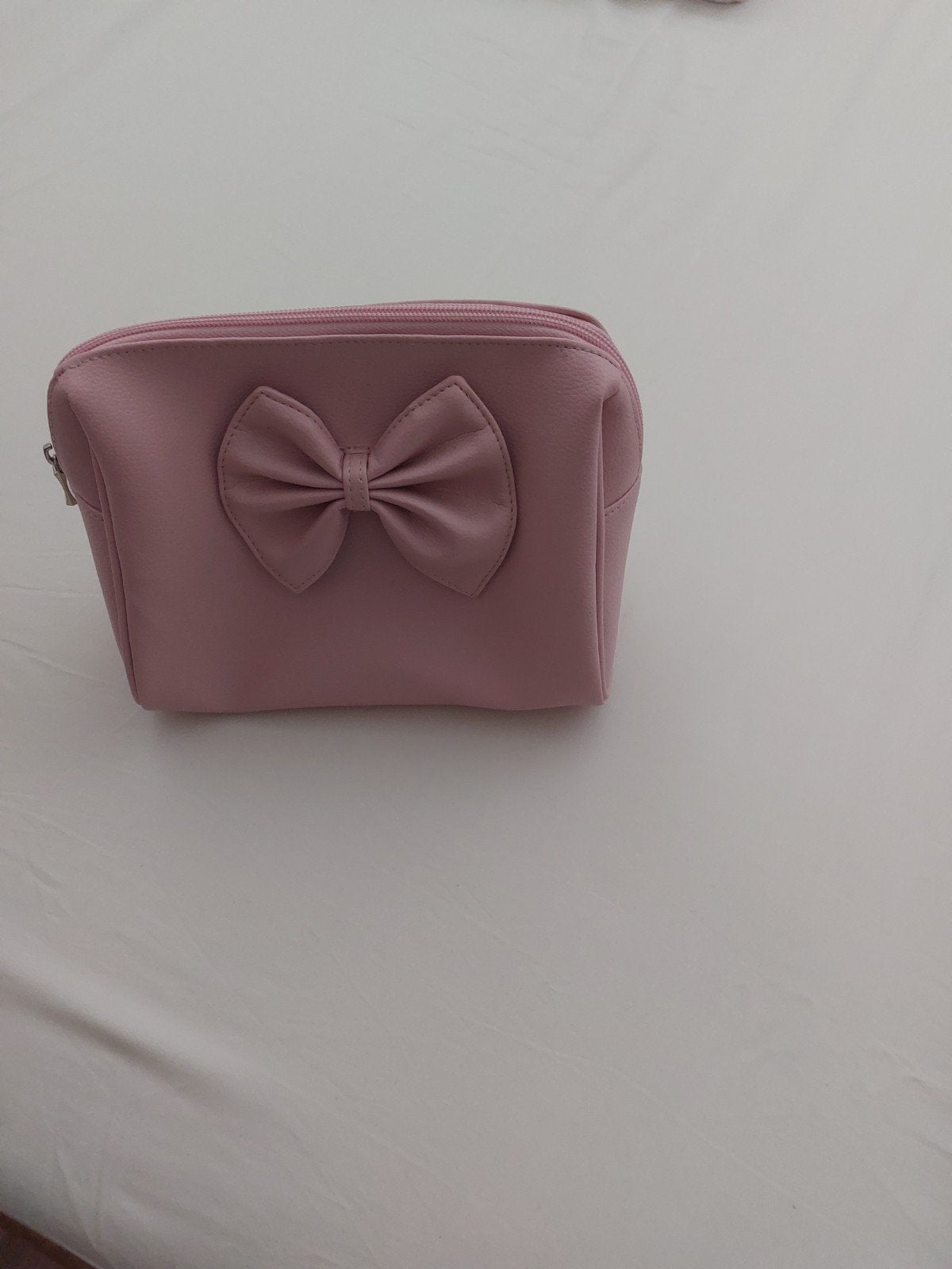 2 mooie toilettassen: roze met strik en gebloemd, Sieraden, Tassen en Uiterlijk, Toilettassen, Ophalen of Verzenden