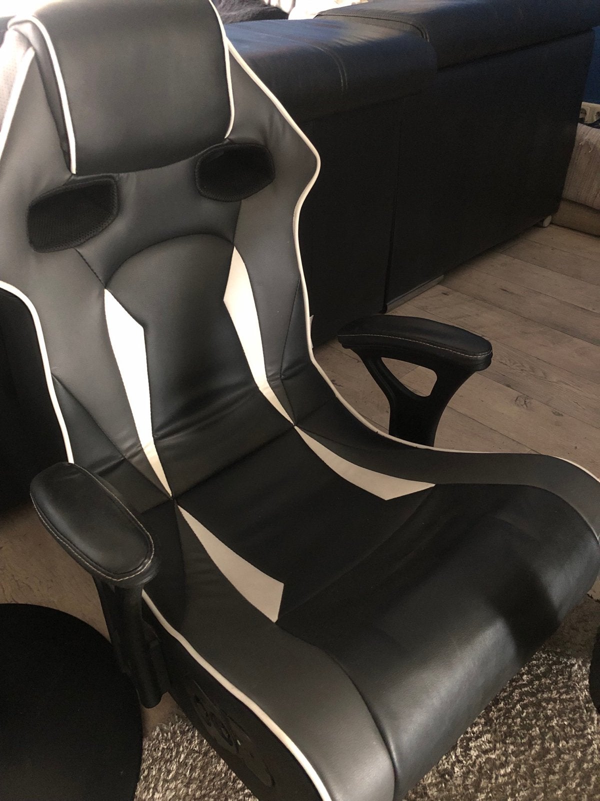 Gaming Stoel met Geluidssysteem - Zwart/Wit, Ophalen, Gebruikt