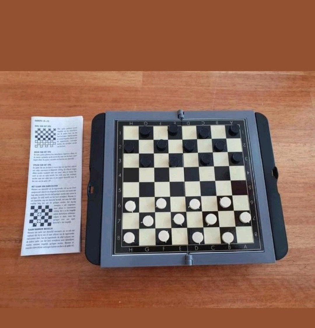 Magnetisch schaakspel, Hobby en Vrije tijd, Gezelschapsspellen | Bordspellen, Zo goed als nieuw, Een of twee spelers, Reisspel