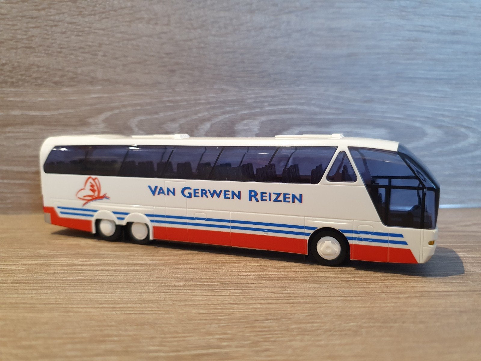 AWM Neoplan 516 SHD L van Gerwen Reizen/ Kupers 1:87, Ophalen of Verzenden, Nieuw, Bus of Vrachtwagen, AWM