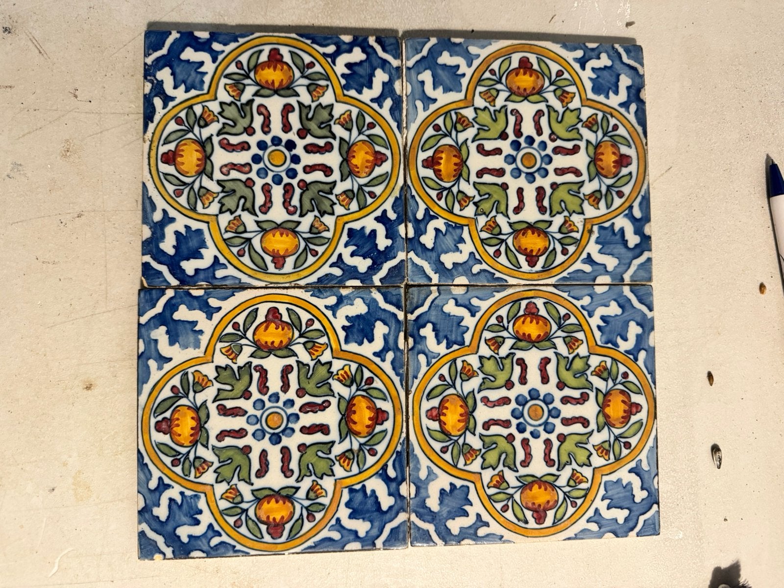 4 stuks oude gekleurde tegels 13x13cm, Ophalen of Verzenden