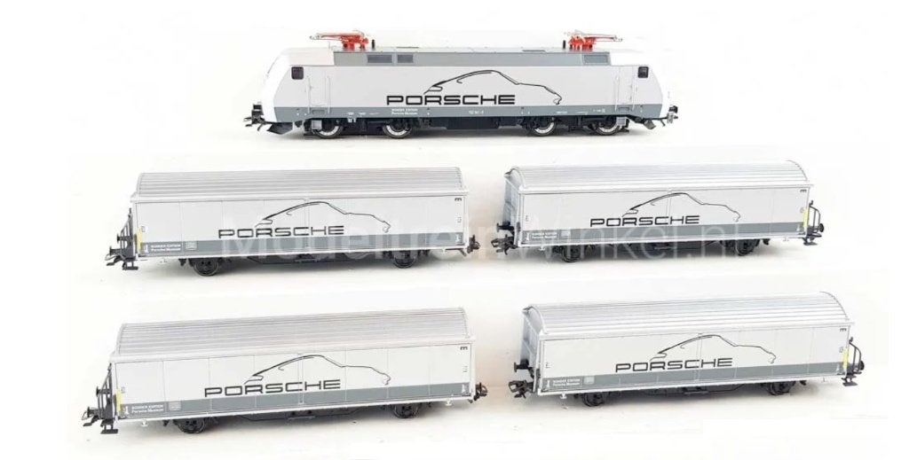 Marklin H0 94105 Vijfdelige Porsche Museum set, NIEUW, Wisselstroom, Treinset, Nieuw, Ophalen of Verzenden