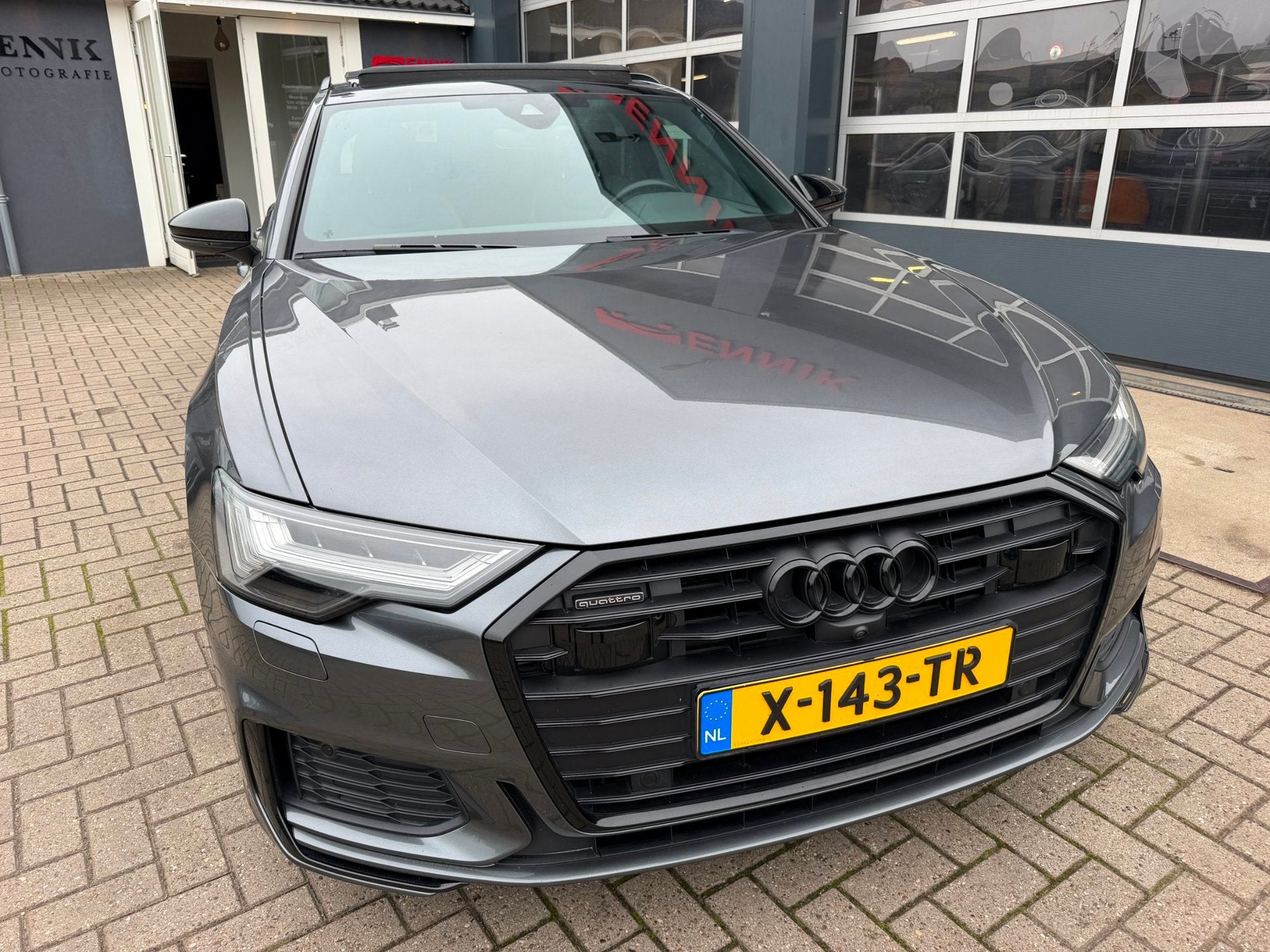 Audi A6 Avant 55 TFSI e quattro Competition / Pano / 360CAM, Auto's, Dealer onderhouden, Gebruikt, 4 cilinders, Plug-in hybride