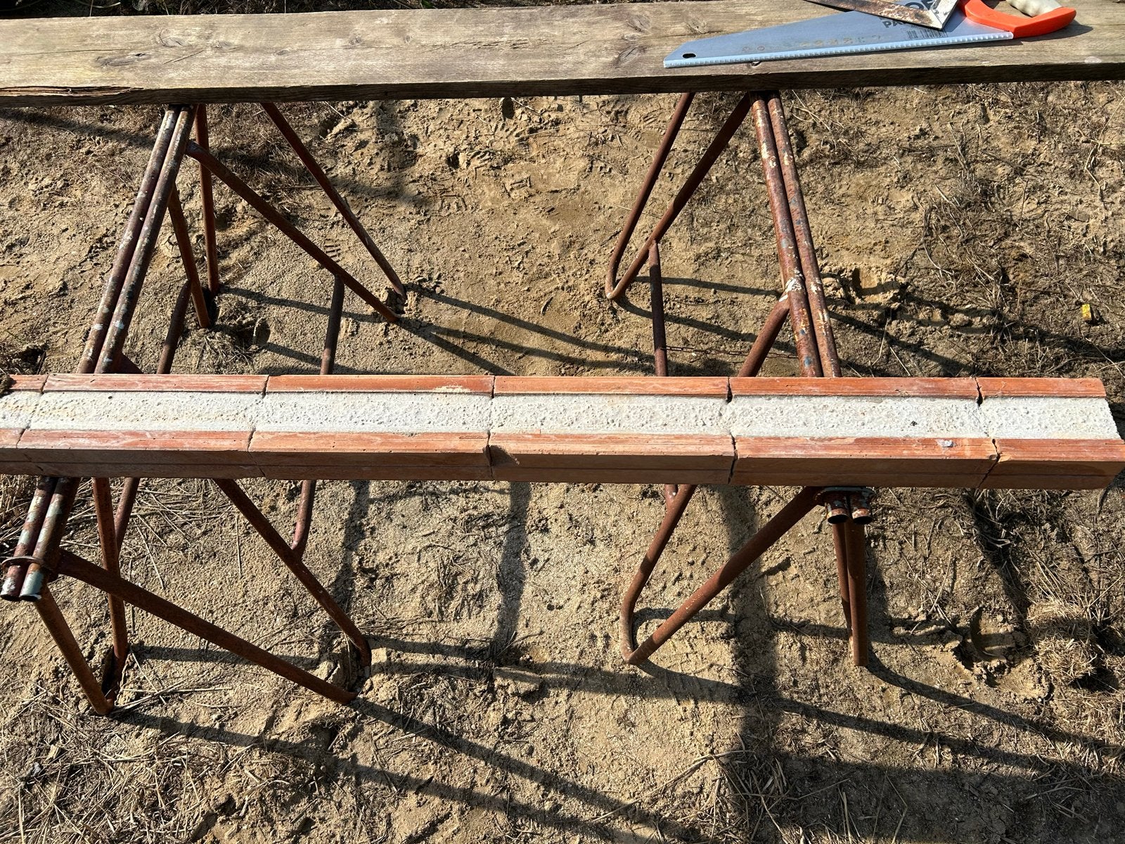 Lateien beton, Doe-het-zelf en Verbouw, Ophalen, Zo goed als nieuw, Beton