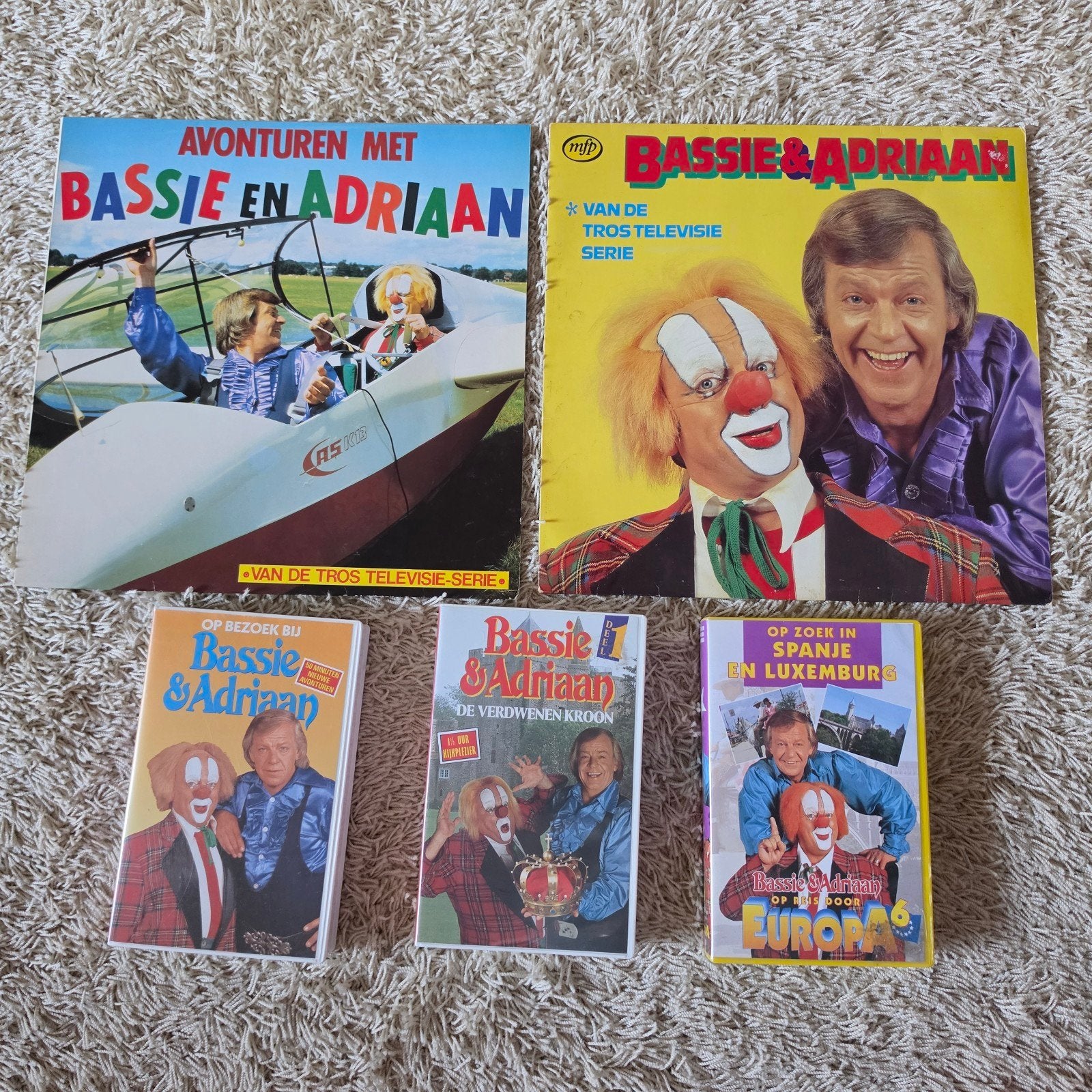 Bassie en Adriaan: 2 LP's en 3 videobanden, Cd's en Dvd's, Ophalen of Verzenden