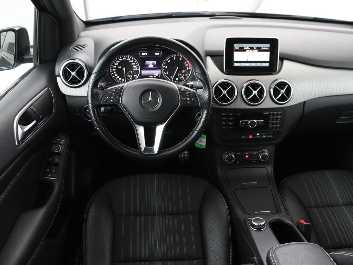 Mercedes-Benz B-klasse 180 Ambition | 80.023 km NAP | Cruise, Auto's, Mercedes-Benz, 1325 kg, Gebruikt, Euro 6, 4 cilinders