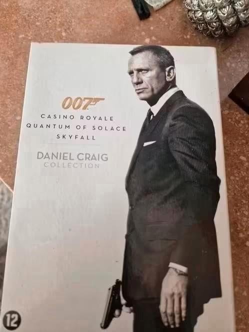 James Bond Daniel Craig Collectie dvd box, Gebruikt, Boxset, Actiethriller, Ophalen of Verzenden