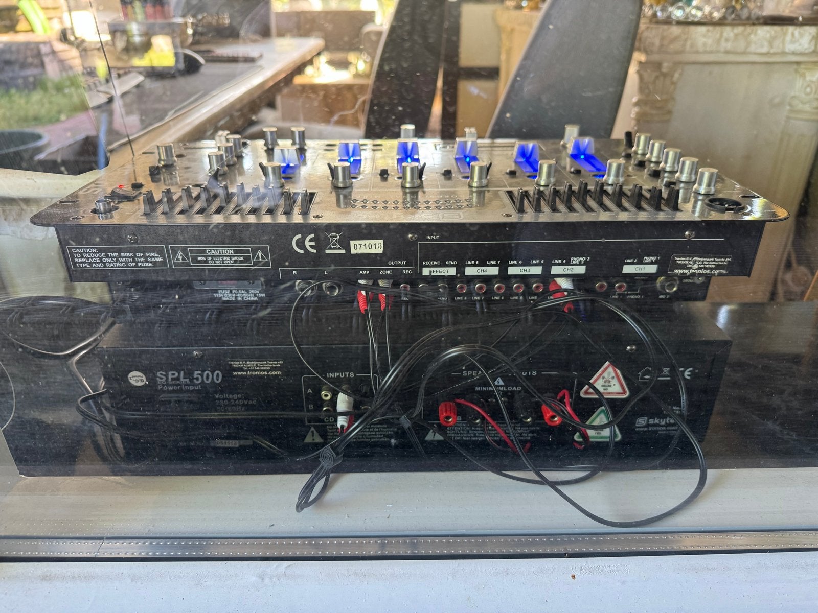 Complete DJ-set: Skytec mixer, SPL versterker & Devine speak, Ophalen, Gebruikt, Dj-set, Overige merken