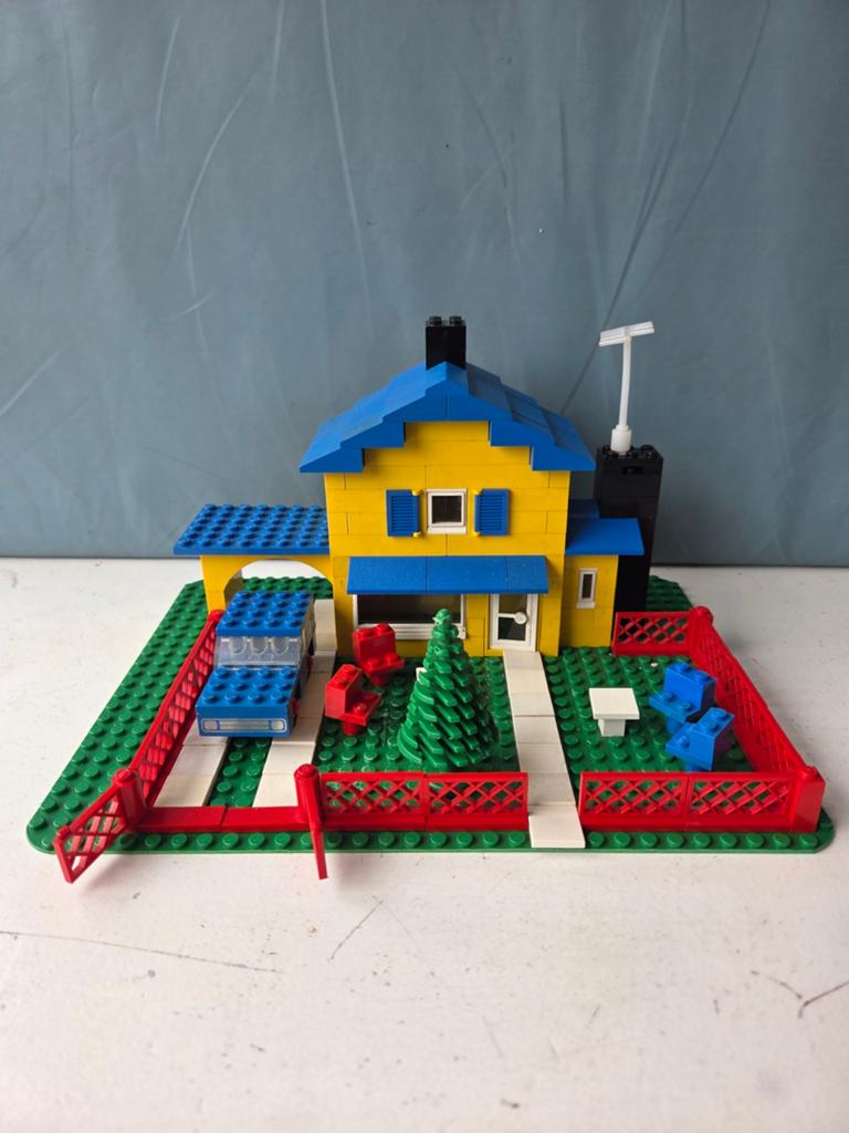 Lego 361 - Tea garden Cafe with baker's van, Kinderen en Baby's, Speelgoed | Duplo en Lego, Gebruikt, Lego, Ophalen of Verzenden