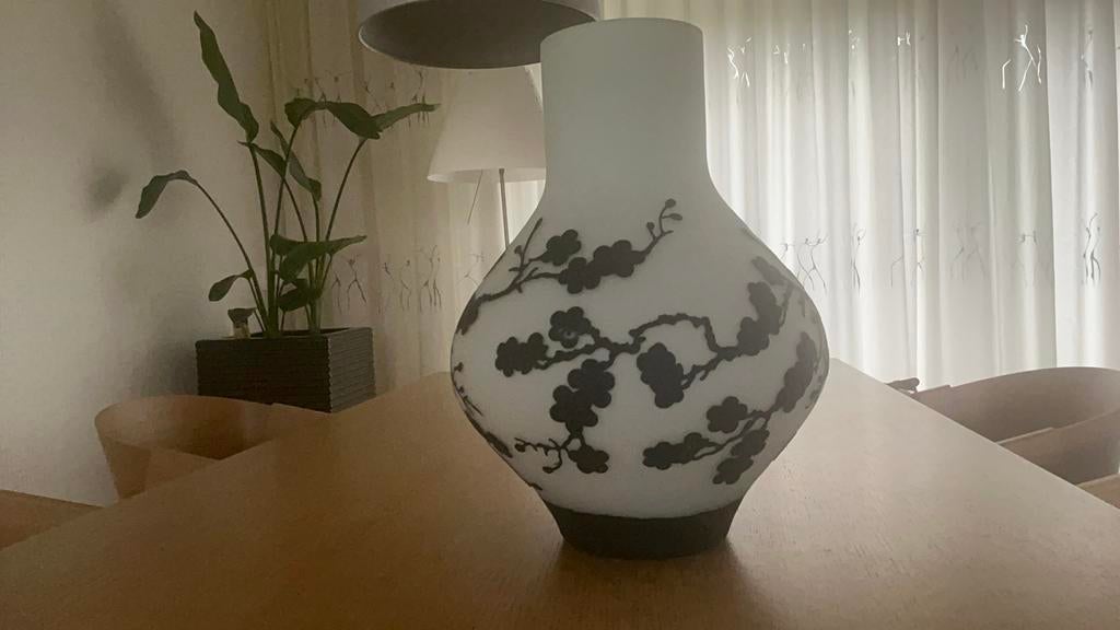 Pols potten vaas met zwart bloemmotief, Antiek en Kunst, Ophalen of Verzenden