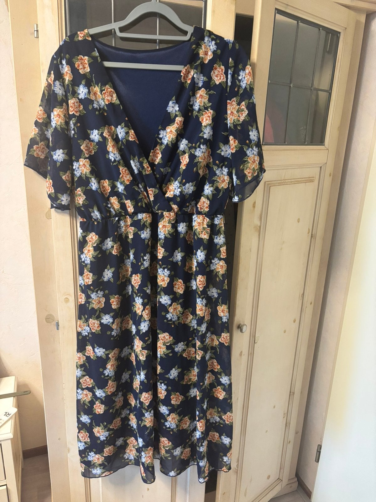 Gebloemde jurk Shein Curve maat 0XL(44-46), Kleding | Dames, Blauw, Maat 46/48 (XL) of groter, Ophalen of Verzenden, Zo goed als nieuw
