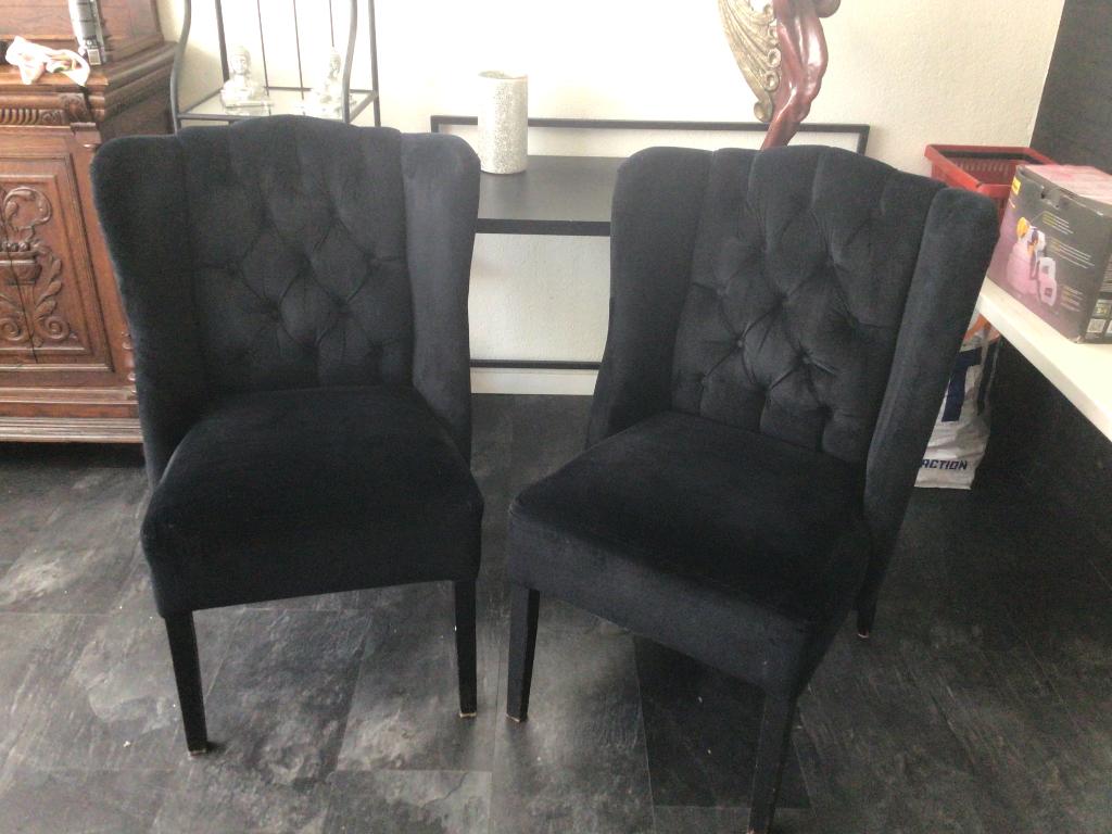 2 zwarte Fauteuils Chesterfield, Huis en Inrichting, Fauteuils, Gebruikt, 75 tot 100 cm, Ophalen of Verzenden, Stof