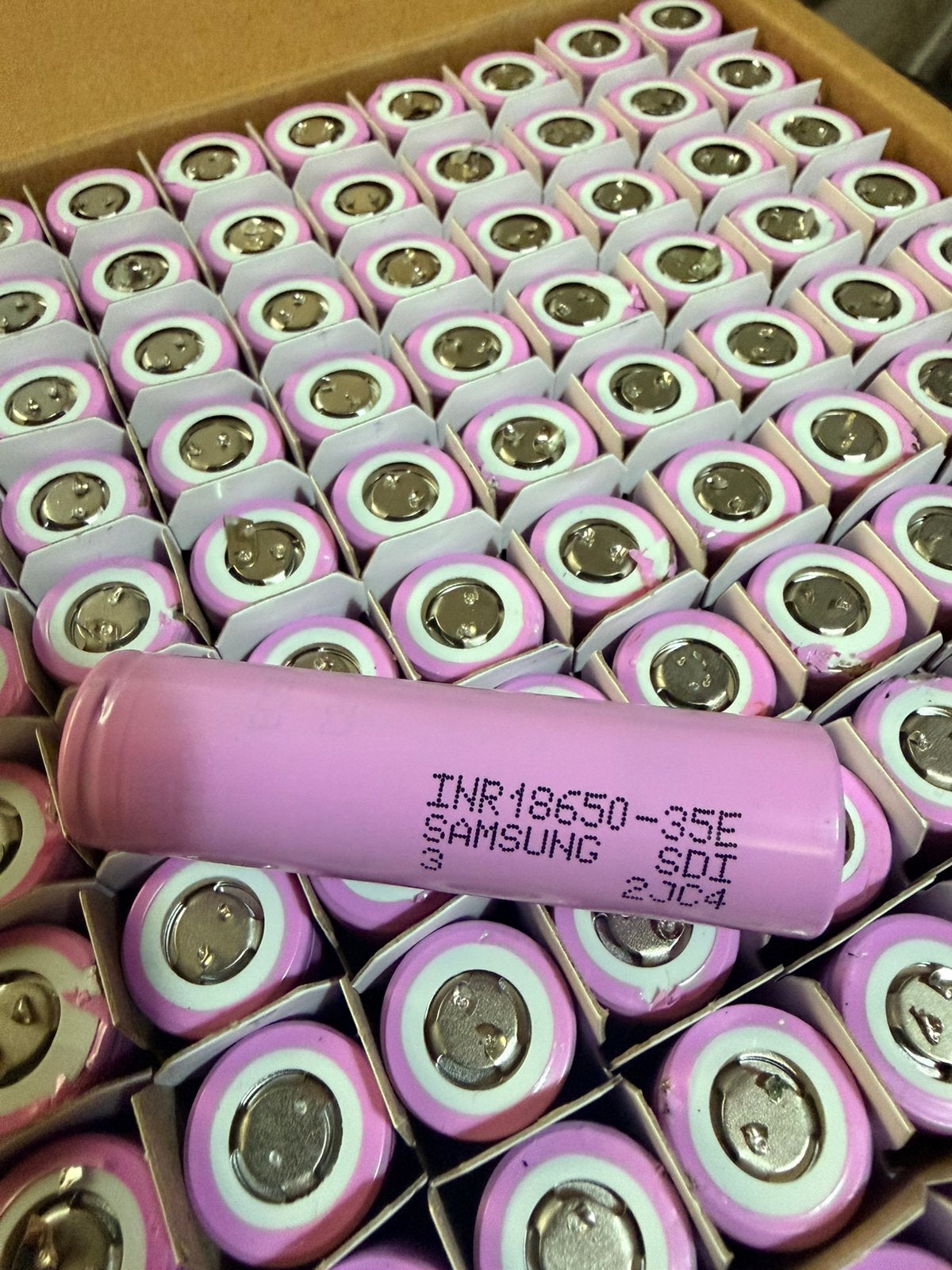 Partij van 100 stuks Samsung INR18650-35E Li-ion Batterijen, Ophalen, Zo goed als nieuw, Overige typen