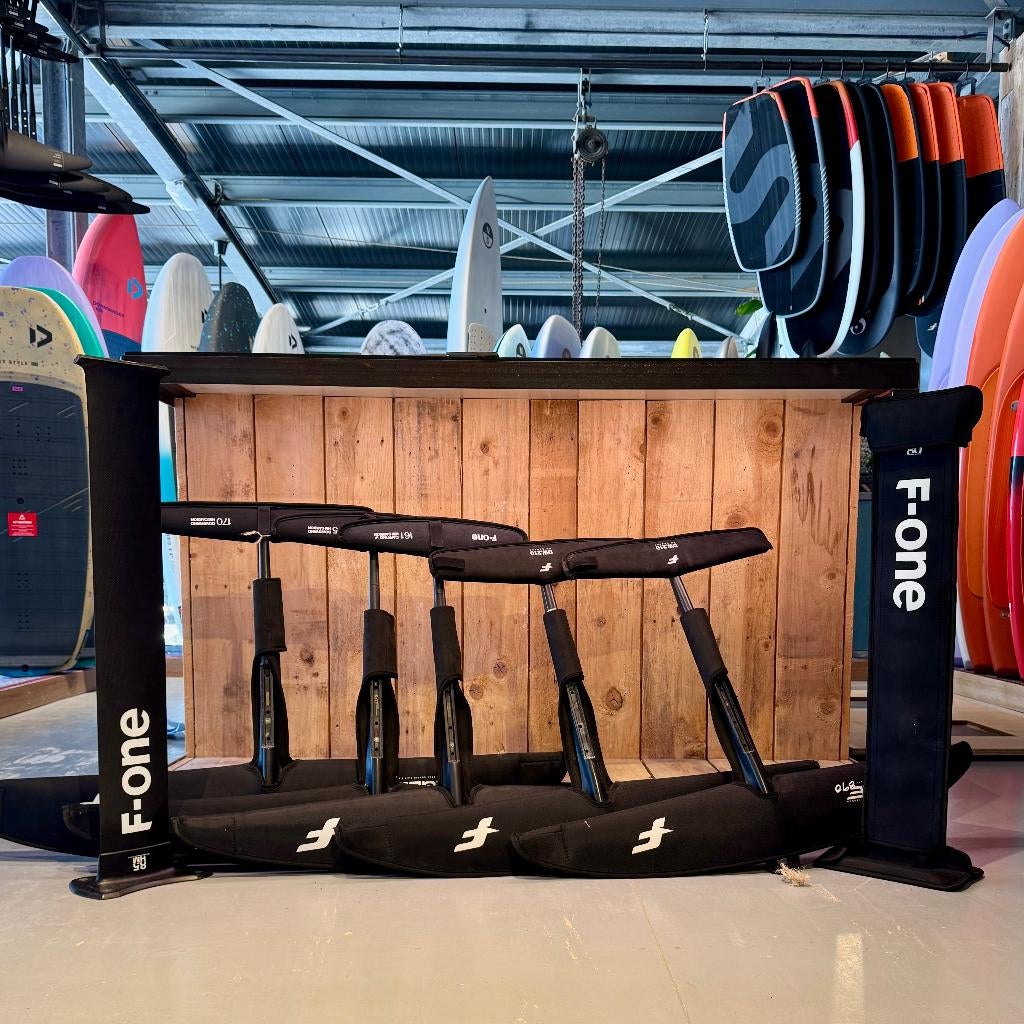 F-One Eagle X, DW foils - Carbon Mast 80cm, Ophalen of Verzenden, Zo goed als nieuw, Wingsurf-hydrofoil