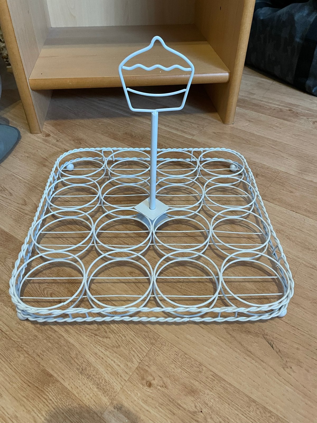 Cupcake standaards en een etagère, Ophalen of Verzenden, Gebruikt, Cupcakes, Serveervorm