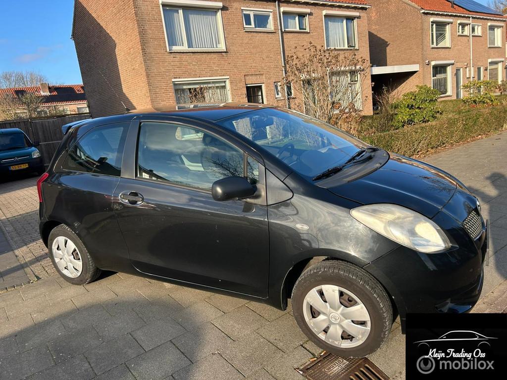 Toyota Yaris 1.0 VVTi, Auto's, Toyota, Voorwielaandrijving, 527 kg, 750 kg, Origineel Nederlands