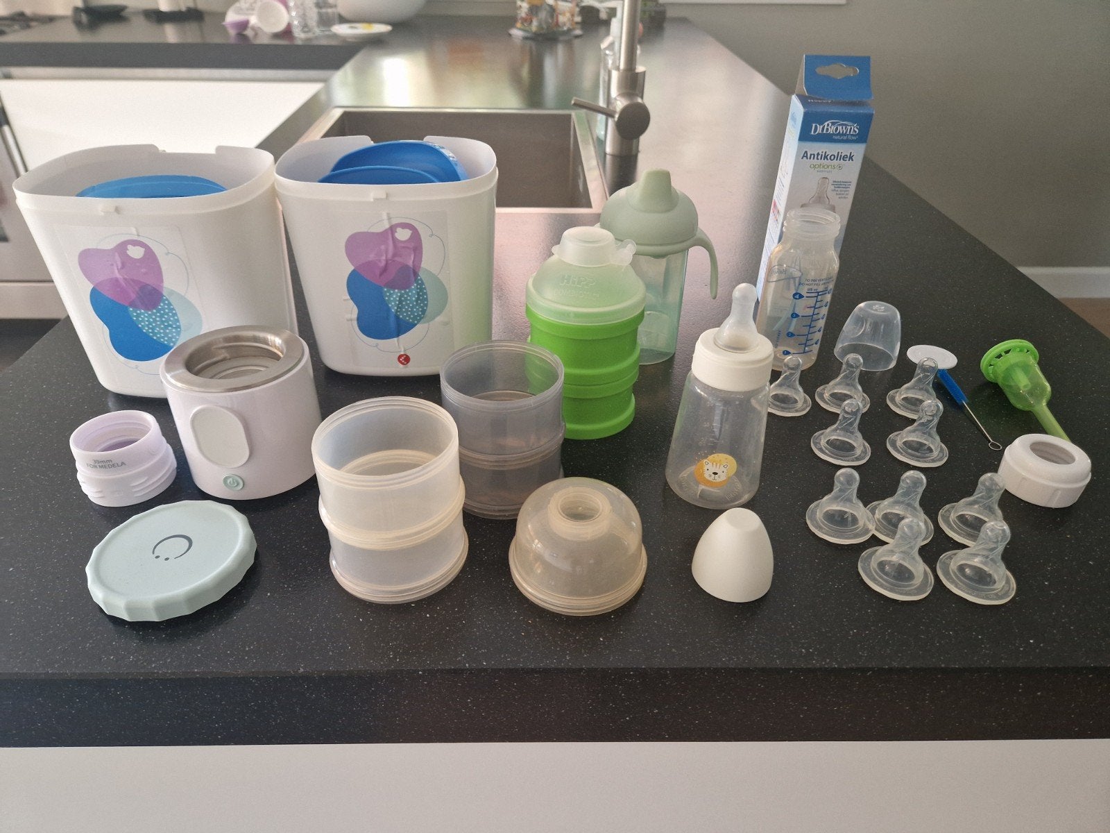 Diverse babyspullen: flessen, spenen, melkpoedertorens, Ophalen, Zo goed als nieuw, Overige typen