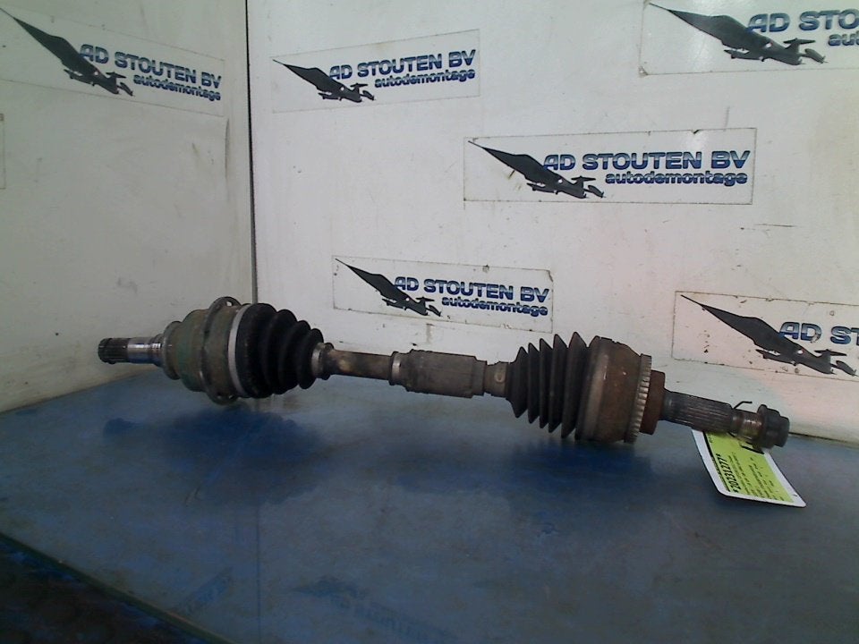 Aandrijfas Links Voor Toyota Celica (ZZT230/231) 2002, Auto-onderdelen, Gebruikt, Kundenbetreuung@toyota.de, Toyota-Allee 2, Köln 50858, , Duitsland