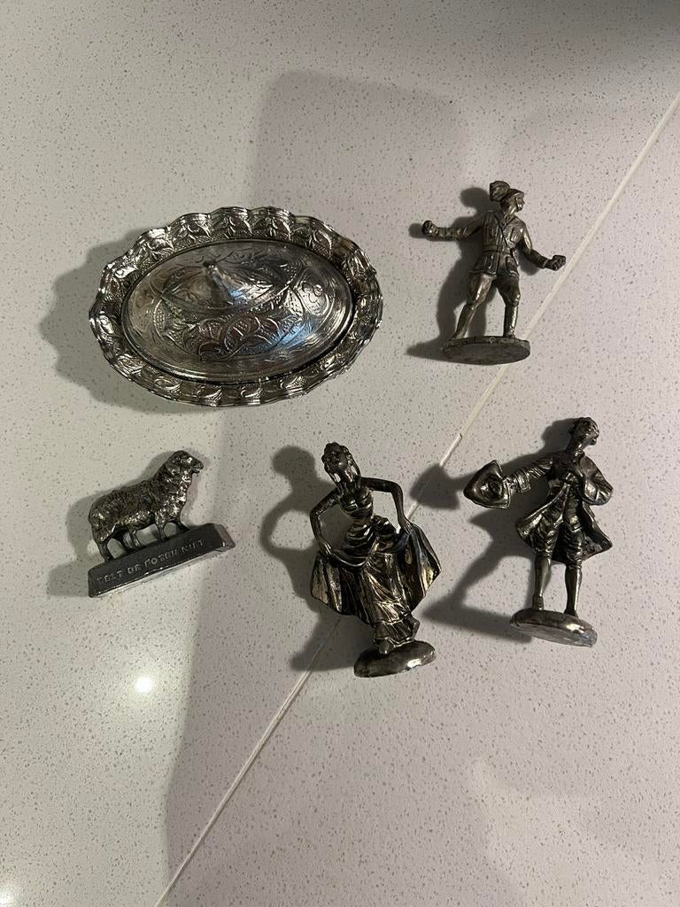 5 zilverkleurige miniaturen, oa 1 tinnen soldaatje, schaapje, Antiek en Kunst, Ophalen of Verzenden