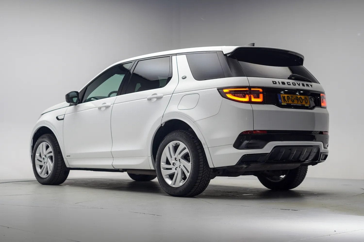 Land Rover Discovery Sport P300e 1.5 PHEV AWD R-Dynamic S [, Auto's, Automaat, Discovery Sport, Wit, Bedrijf