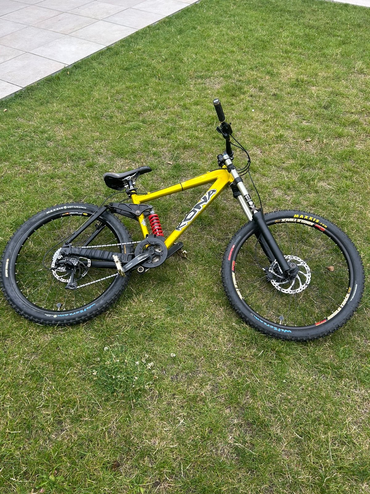 Kona Stinky oersterke Freeride/Downhill Mountainbike, Ophalen, 24 inch of meer, Aluminium, Zo goed als nieuw
