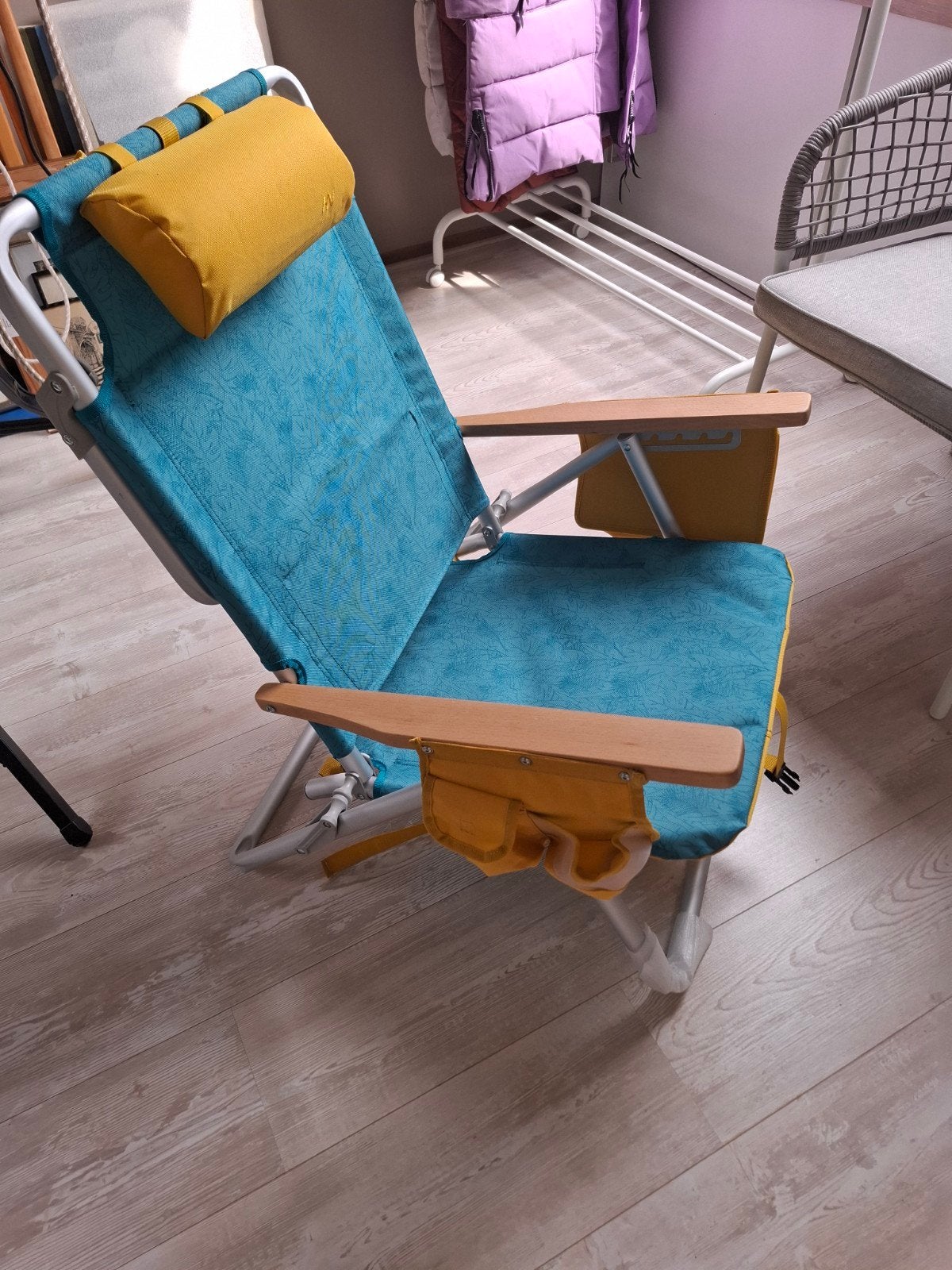 Opvouwbare strandstoel/ligstoel met kussen en zijvakken, Ophalen, Nieuw, Campingstoel