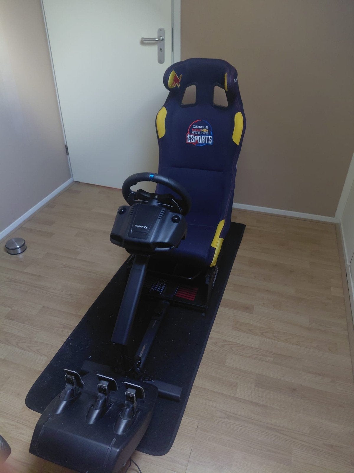 Logitech G29 racestuur, pedalen, shifter en Playseat, Ophalen, Zo goed als nieuw, Stuur of Pedalen, PlayStation 4