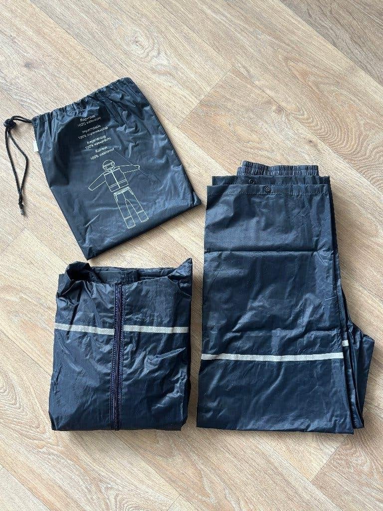Regenpak Ideaal voor dit regenachtige weer 140 Nieuw, Broek, Regenpak, Jongen of Meisje, Nieuw