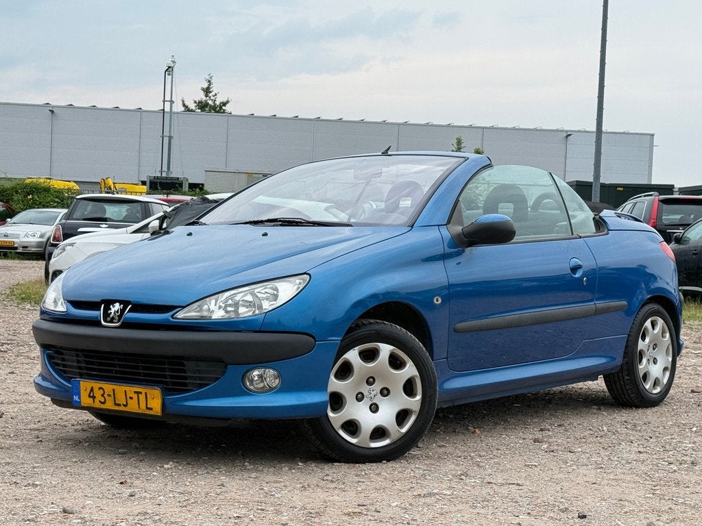 Peugeot 206 CC 1.6-16V/ CABRIO/ LAAG KM, Auto's, Peugeot, Voorwielaandrijving, Gebruikt, 4 cilinders, Cabriolet