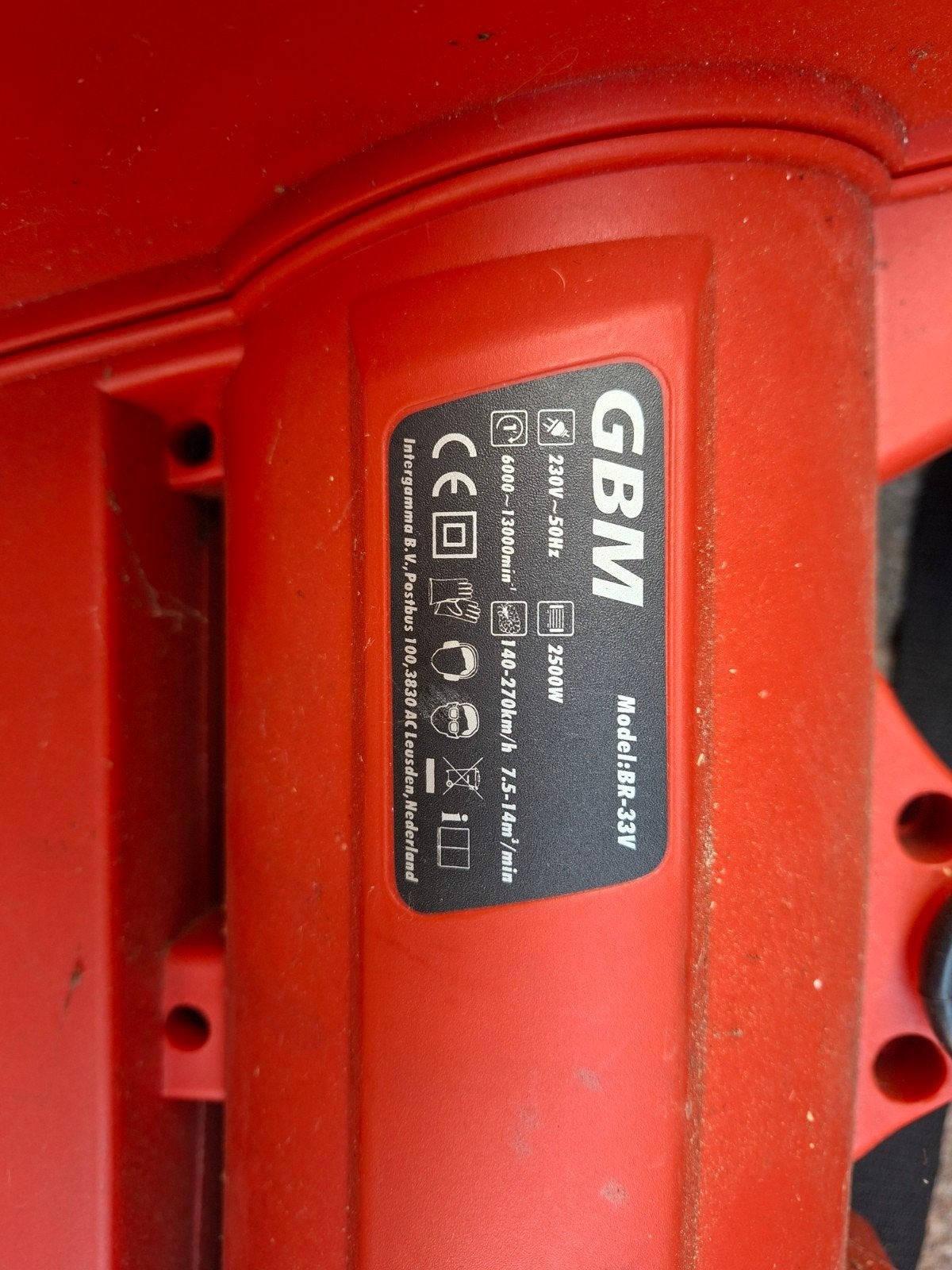 GBM BB-33 Bladblazer - 2500W Elektrisch, Gebruikt, Handgedragen, Ophalen of Verzenden, Met zuigfunctie