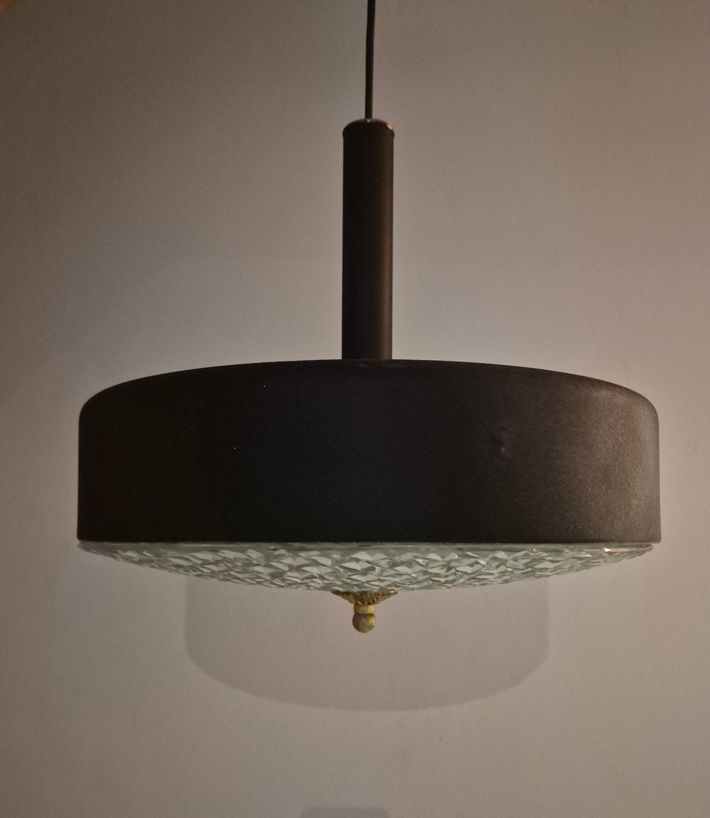 Vintage UFO Plafondlamp zwart metaal/glas jaren 70, Gebruikt, Jaren 70, Ophalen of Verzenden, Glas